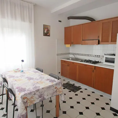 Apartment Imperia 1 Poggi